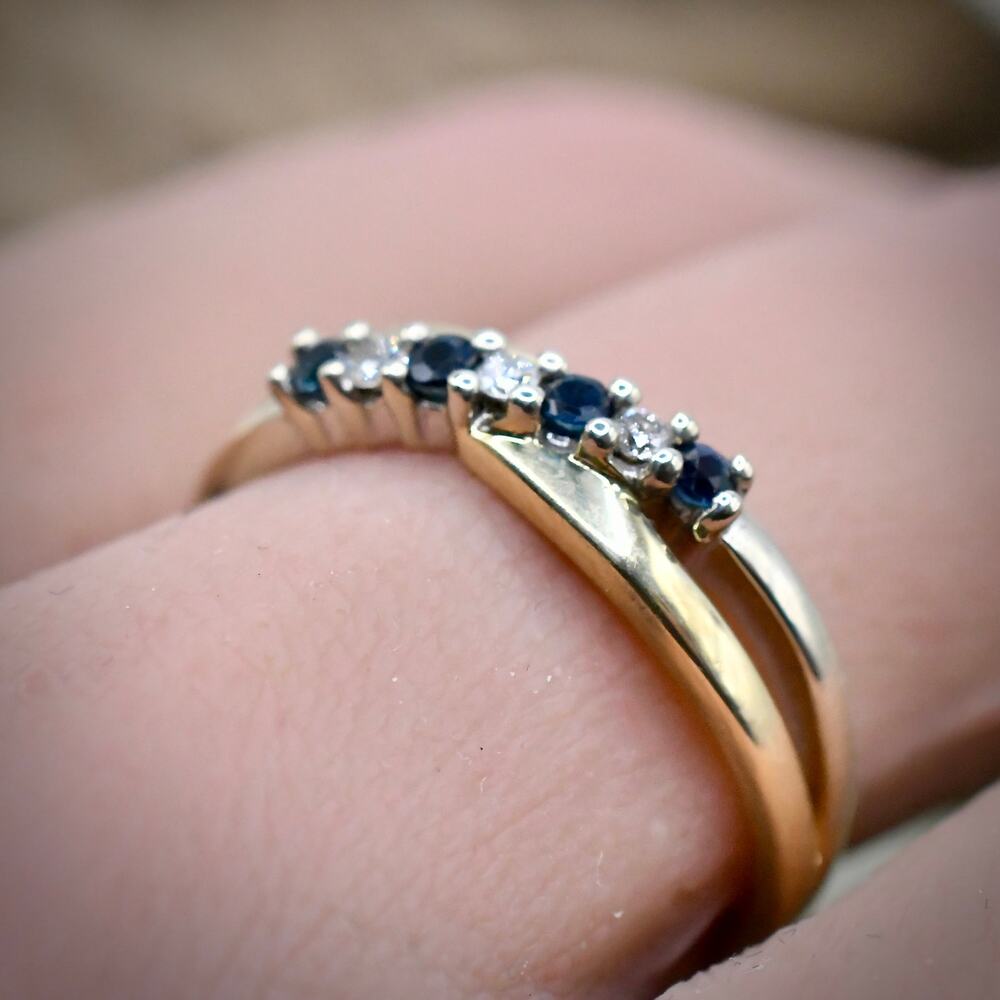 10k Gold Sapphire Diamond Ring Vintage Split Shank Stackable Band Size 7.75